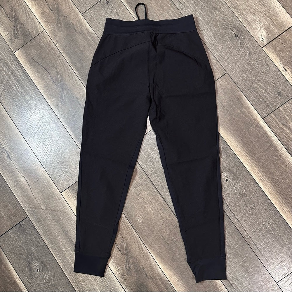 Athleta Headlands Hybrid Trek Joggers