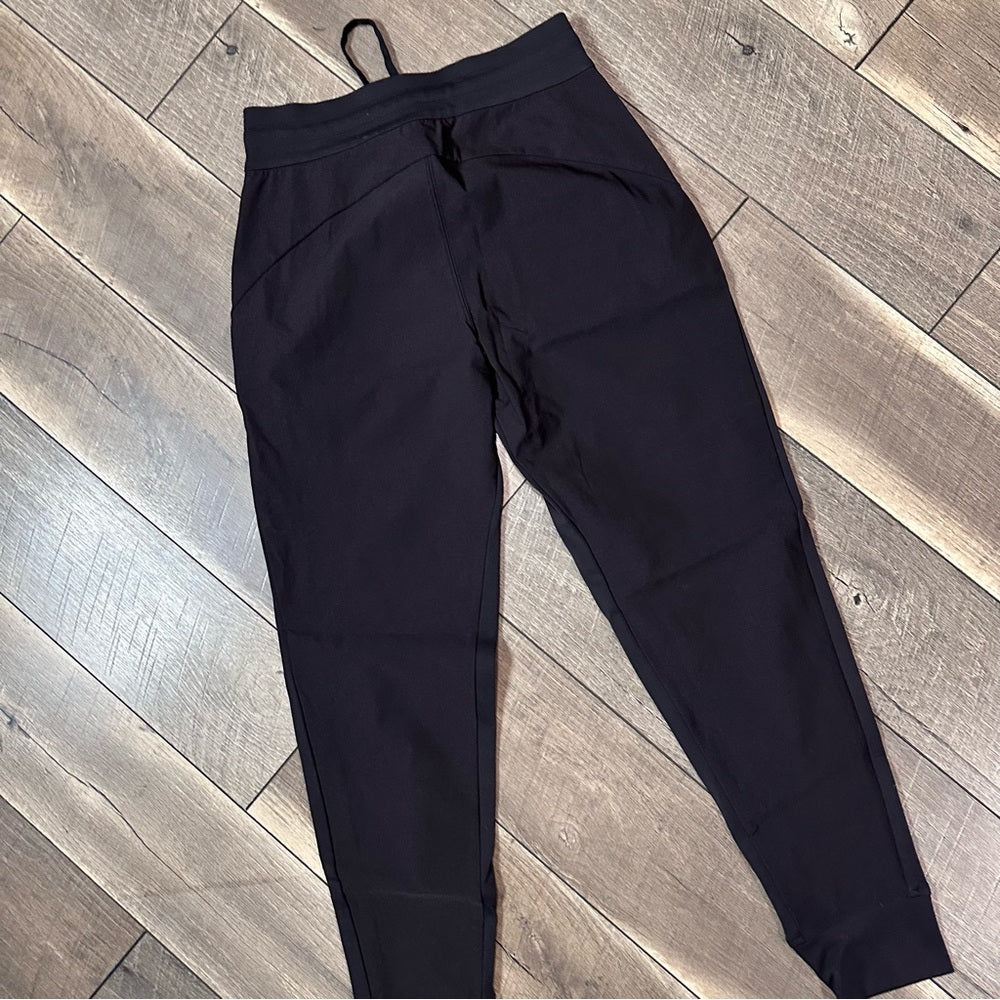 Athleta Headlands Hybrid Trek Joggers