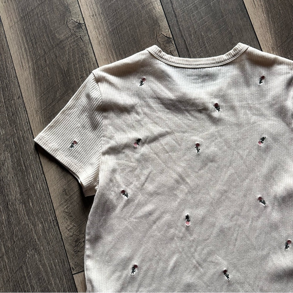 American Eagle Floral Short Sleeve Baby Tee