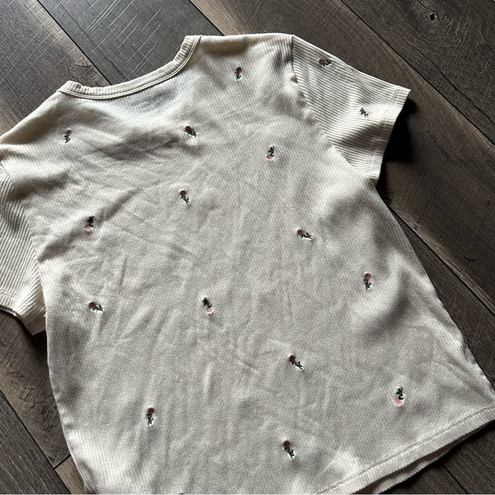 American Eagle Floral Short Sleeve Baby Tee