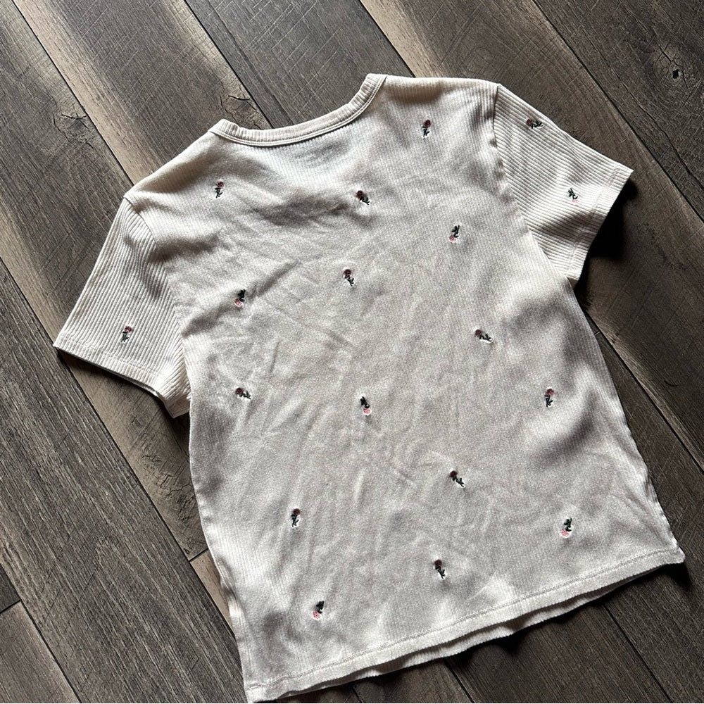 American Eagle Floral Short Sleeve Baby Tee