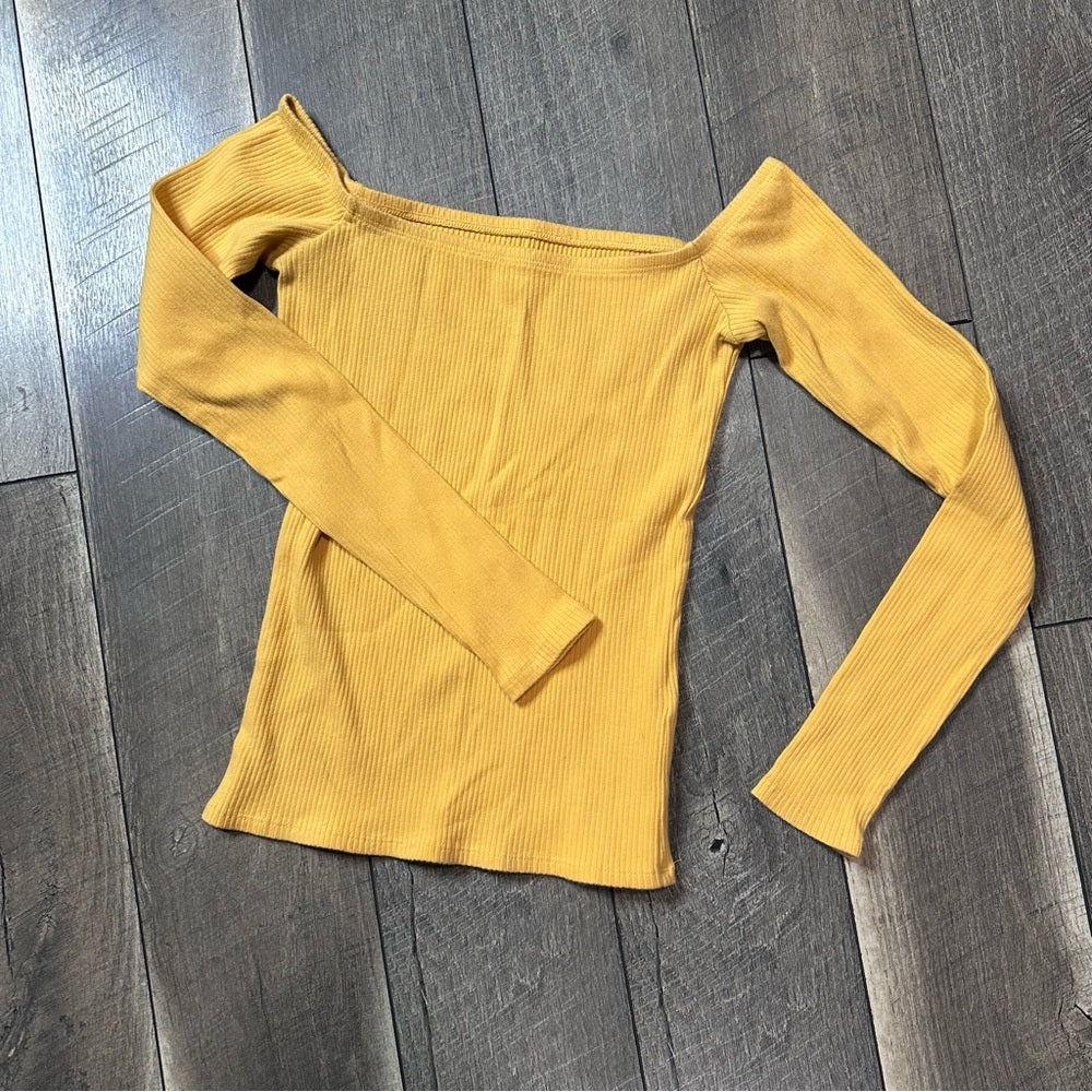 Hollister Off Shoulder Slim & Stretchy Long Sleeve