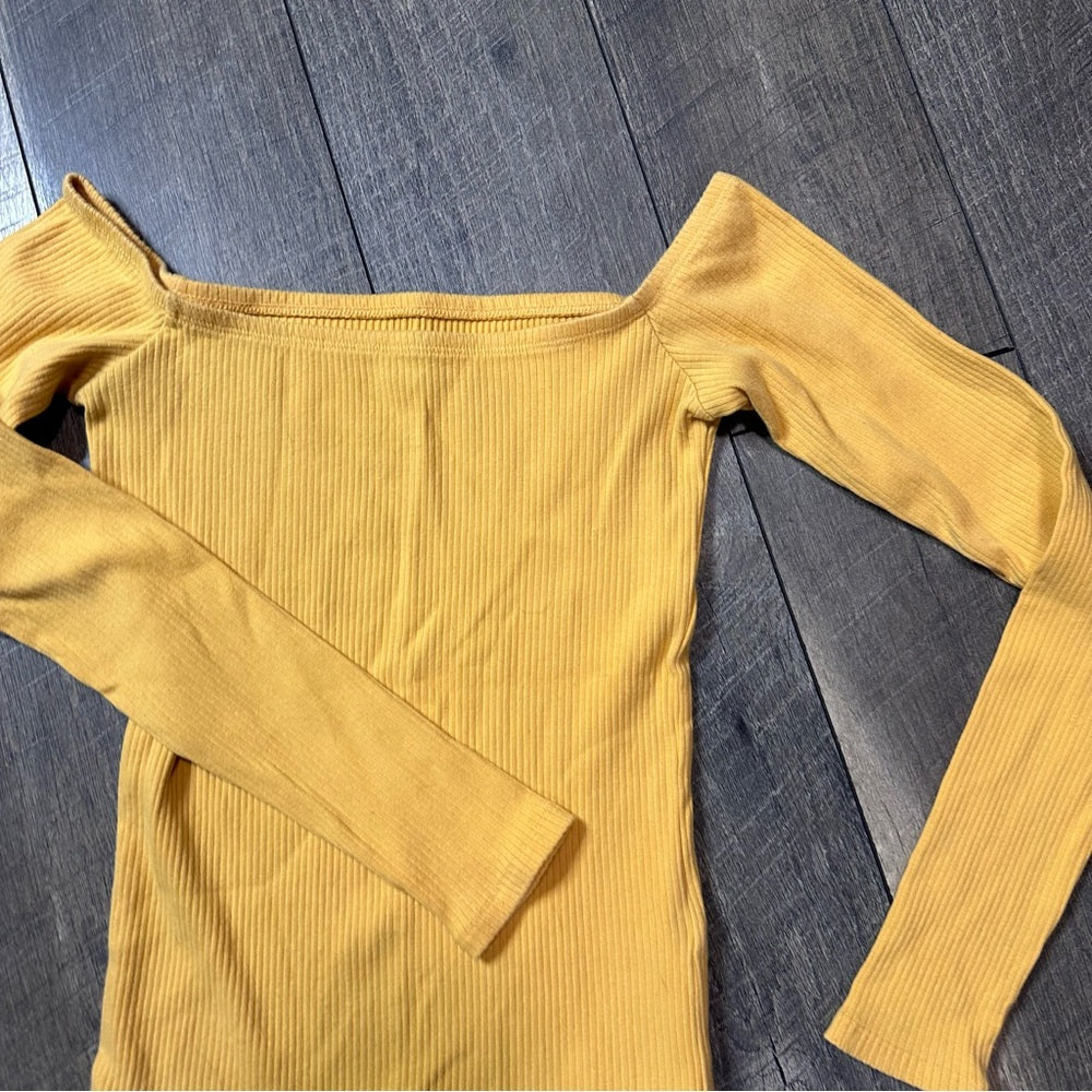 Hollister Off Shoulder Slim & Stretchy Long Sleeve