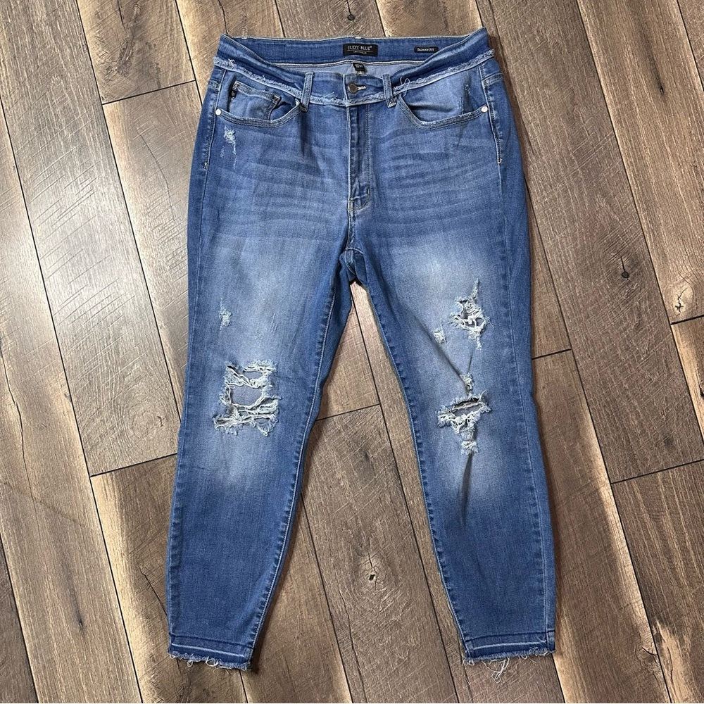 Judy Blue Skinny Fit Jeans