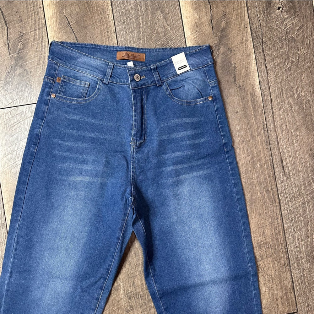 Judy Blue V Waist Skinny Jeans