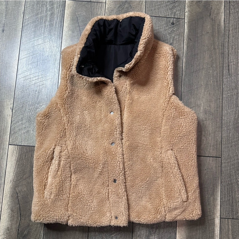 Lucky Brand Reversible Vest