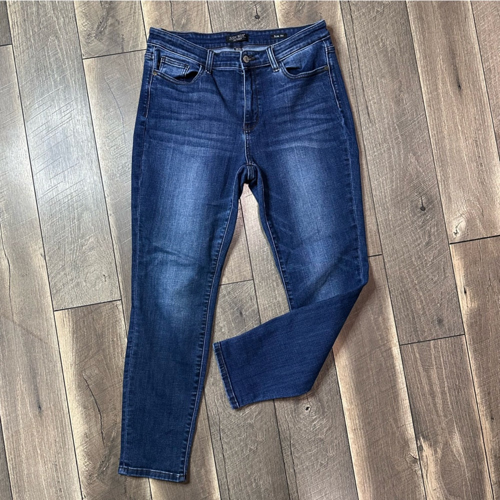 Judy Blue Slim Fit Jeans