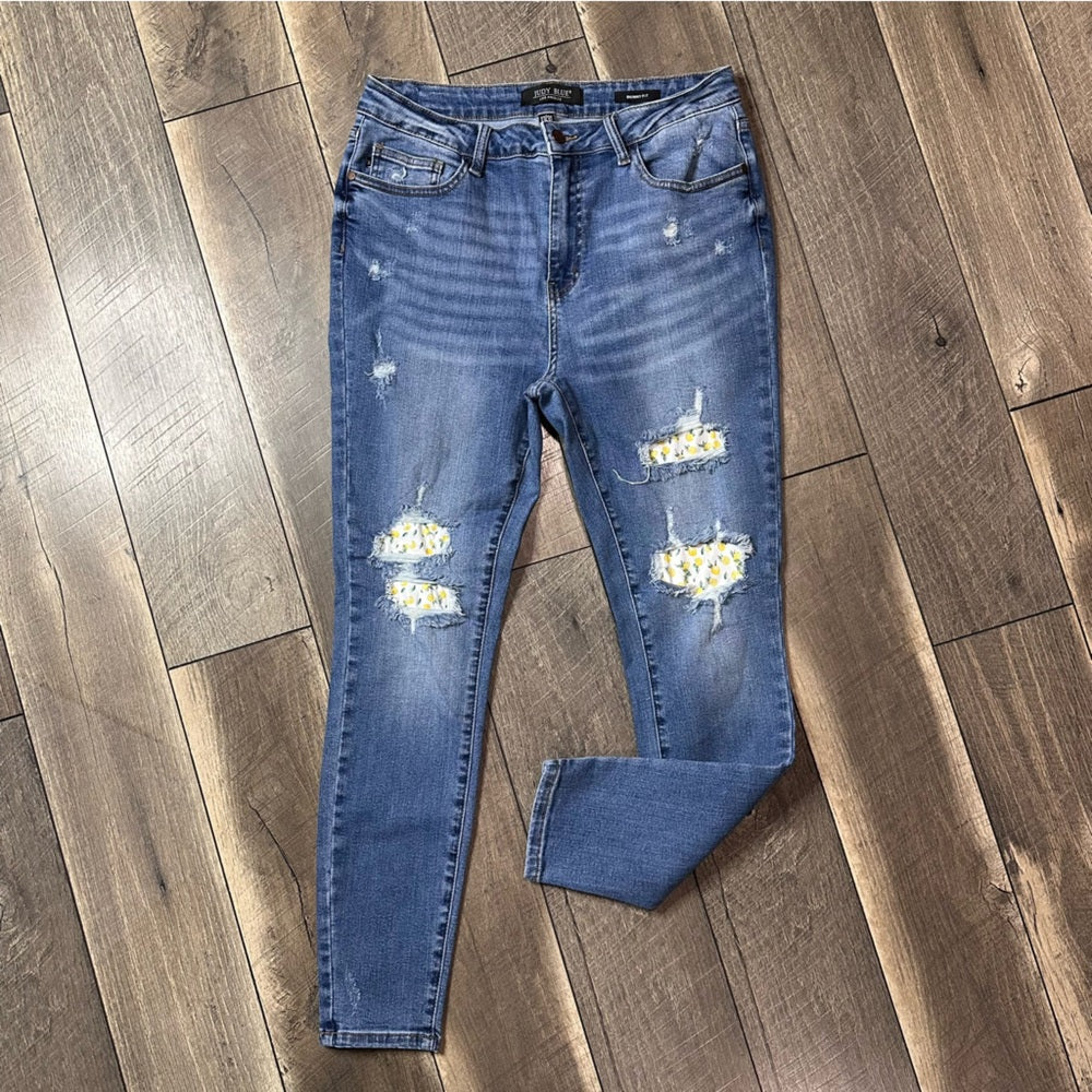 Judy Blue Lemon Distressed Skinny Jeans