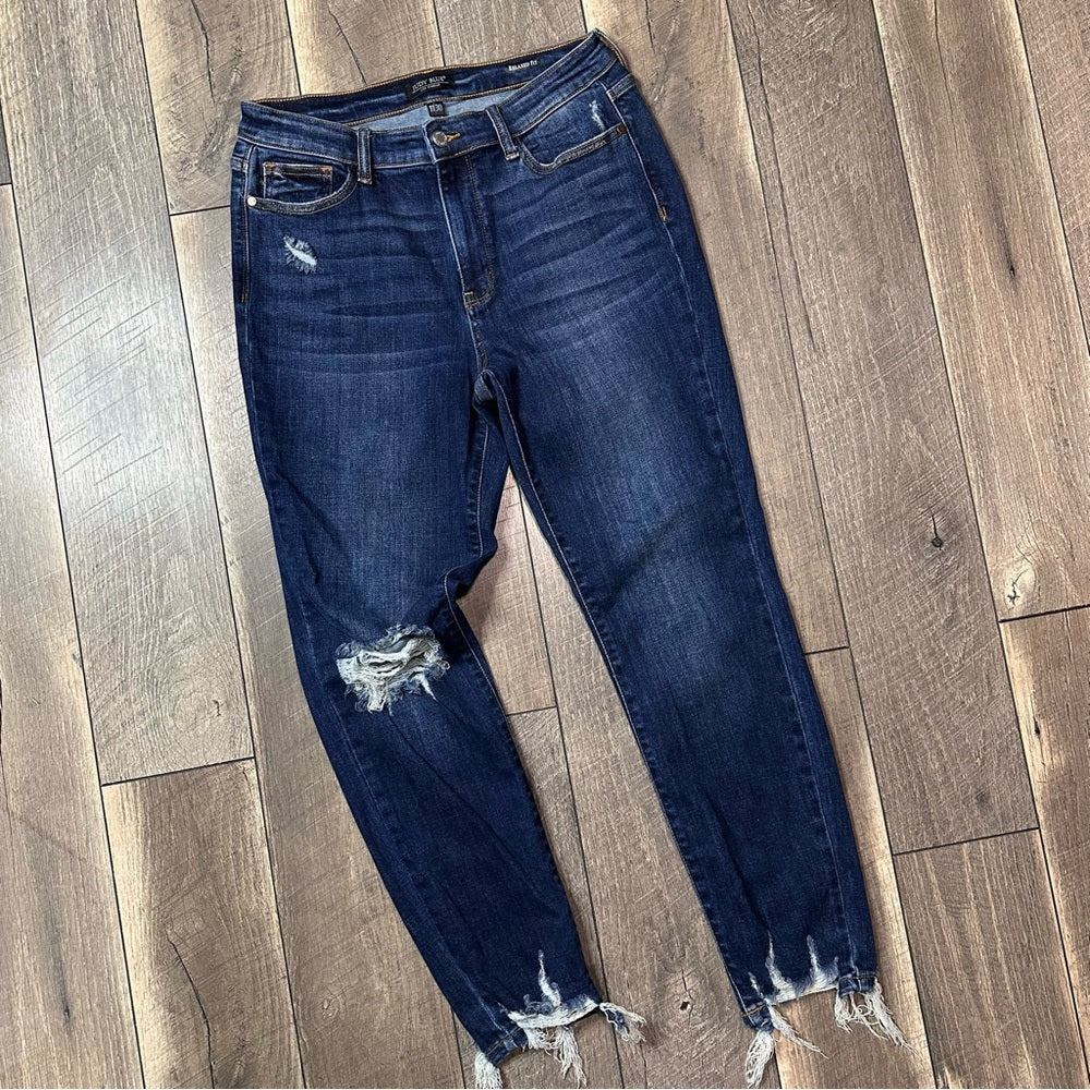 Judy Blue Relaxed Fit Skinny Jeans