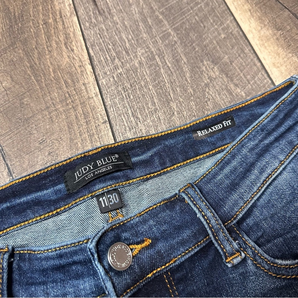 Judy Blue Relaxed Fit Skinny Jeans