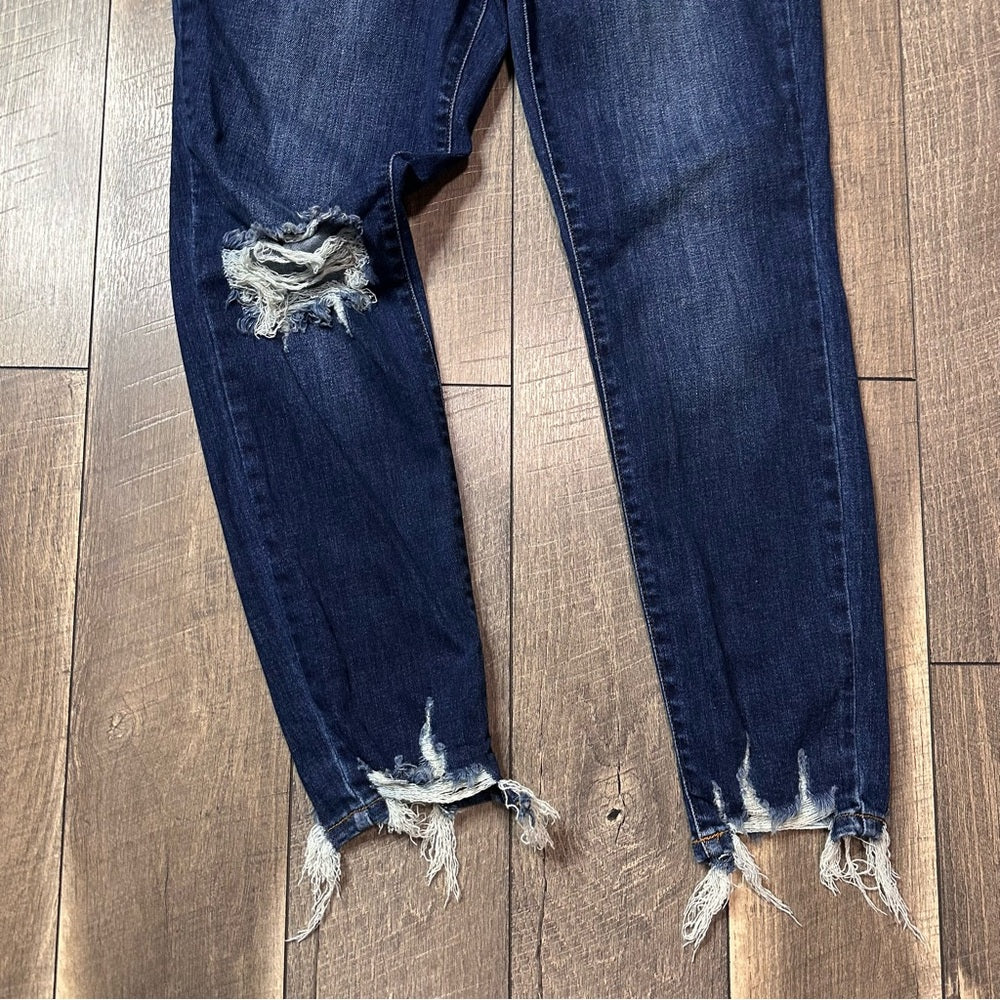 Judy Blue Relaxed Fit Skinny Jeans