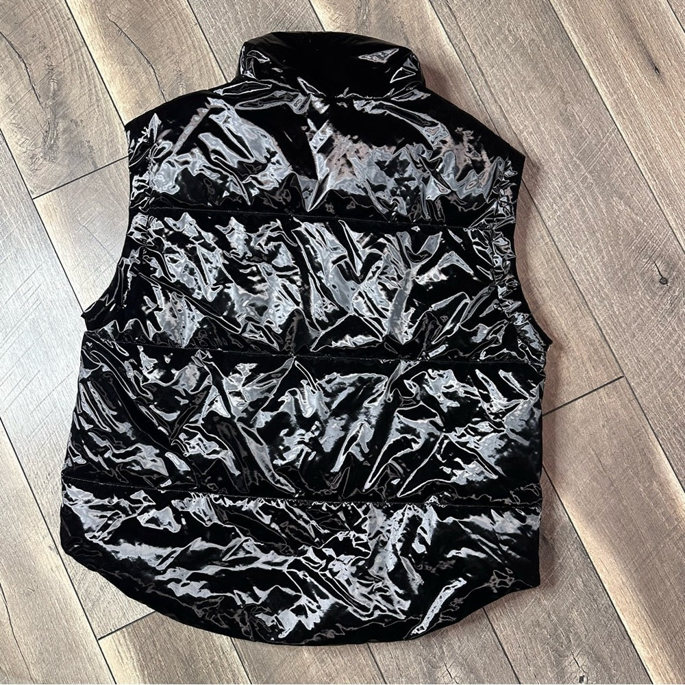 Aerie Offline Black Puffer Vest