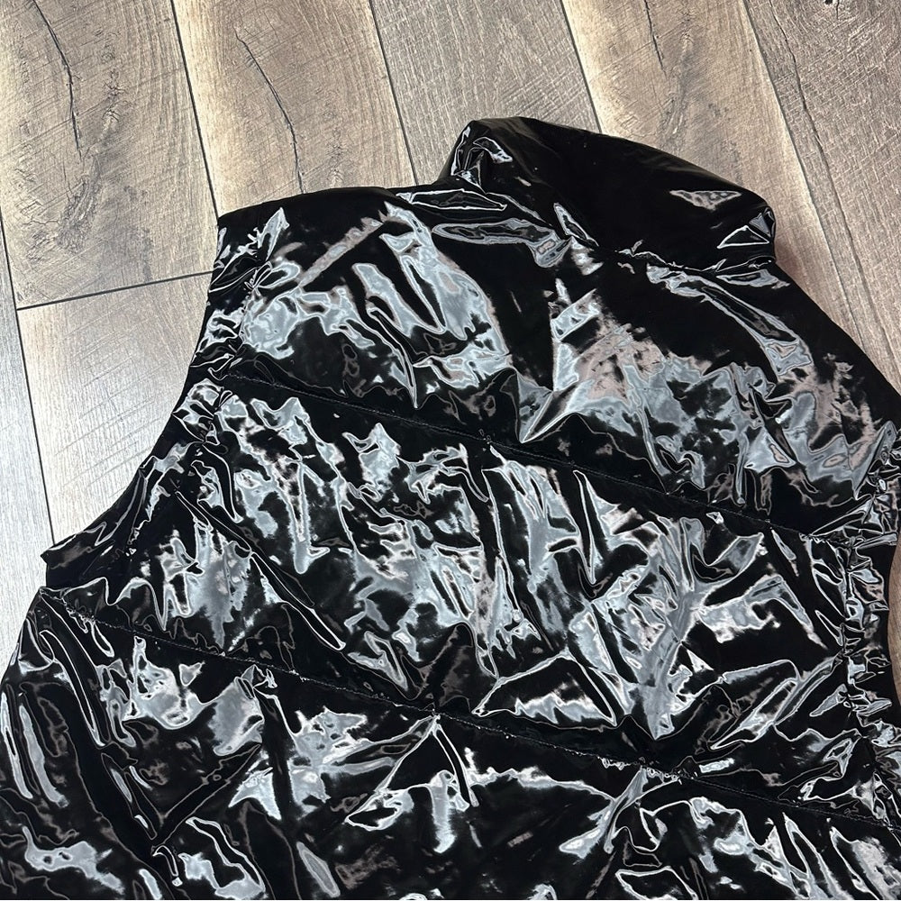 Aerie Offline Black Puffer Vest