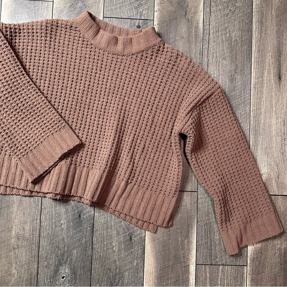New In Chunky Crop Knit Sweater