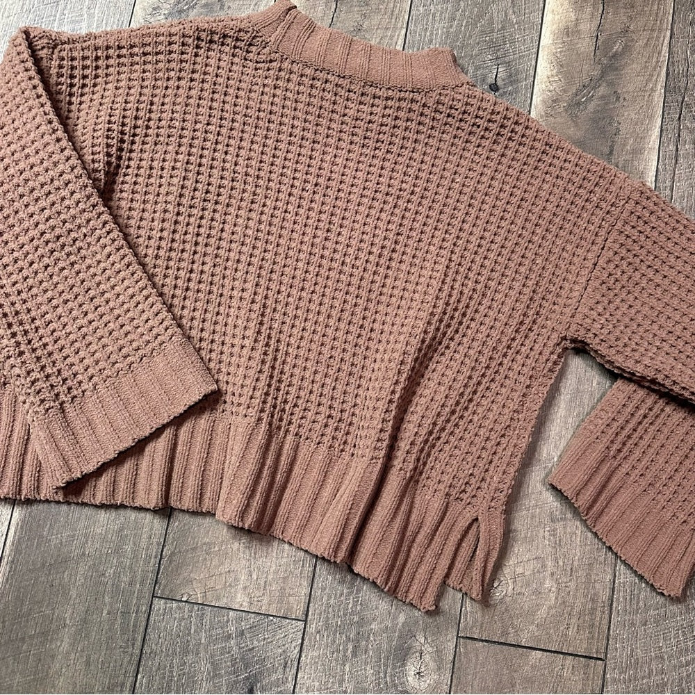 New In Chunky Crop Knit Sweater
