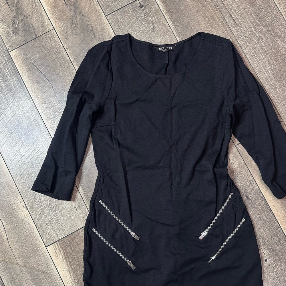 Express 3/4 Sleeve Sheath Dress