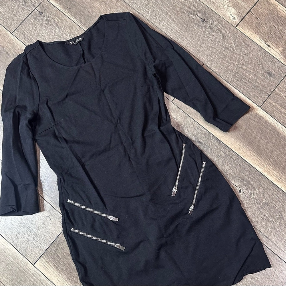 Express 3/4 Sleeve Sheath Dress