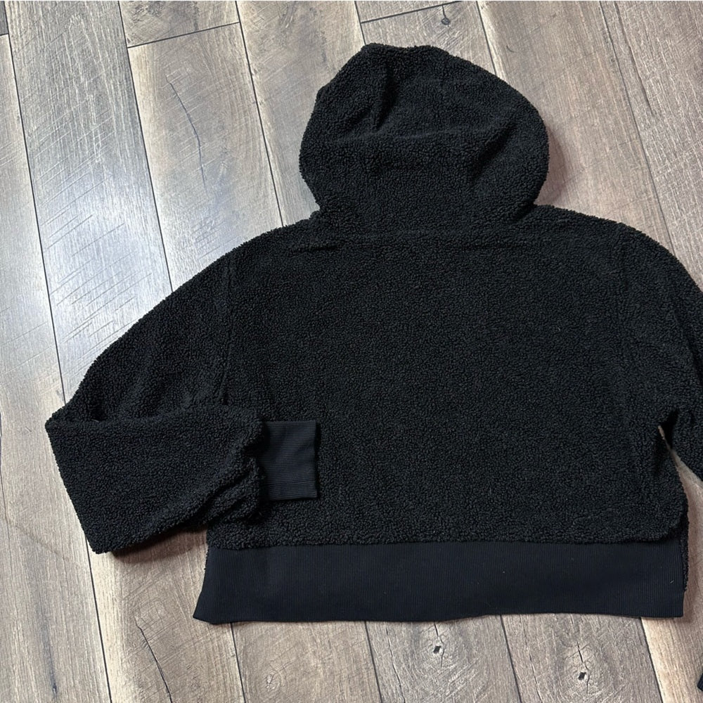 Gymshark Borg Sherpa Crop Hoodie