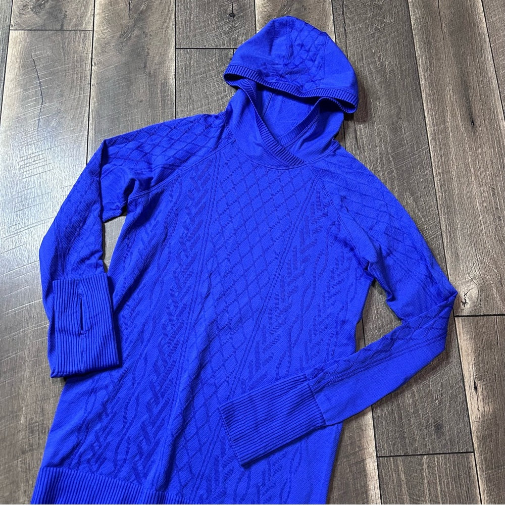 Lululemon Rest Less Textured Cable Knit Hoodie
Blazer Blue