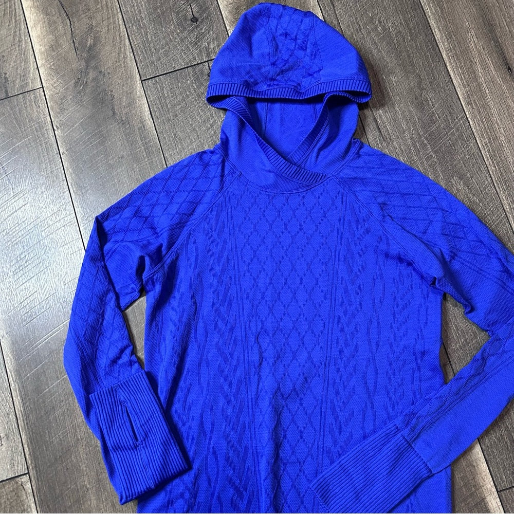 Lululemon Rest Less Textured Cable Knit Hoodie
Blazer Blue