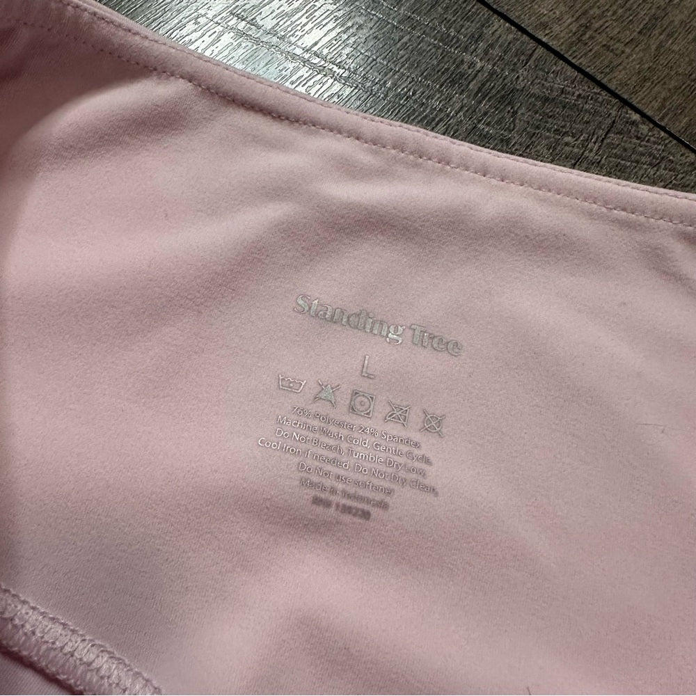 Standing Tree Biker Shorts