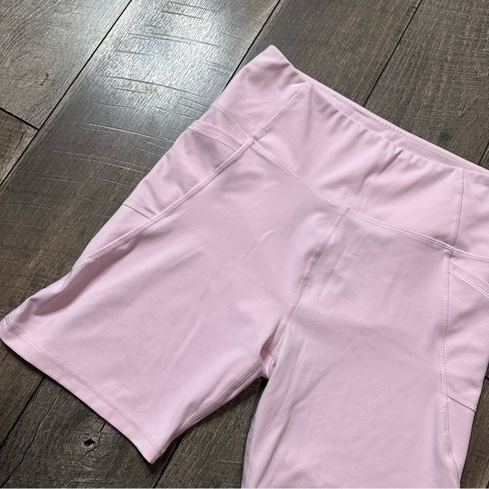 Standing Tree Biker Shorts