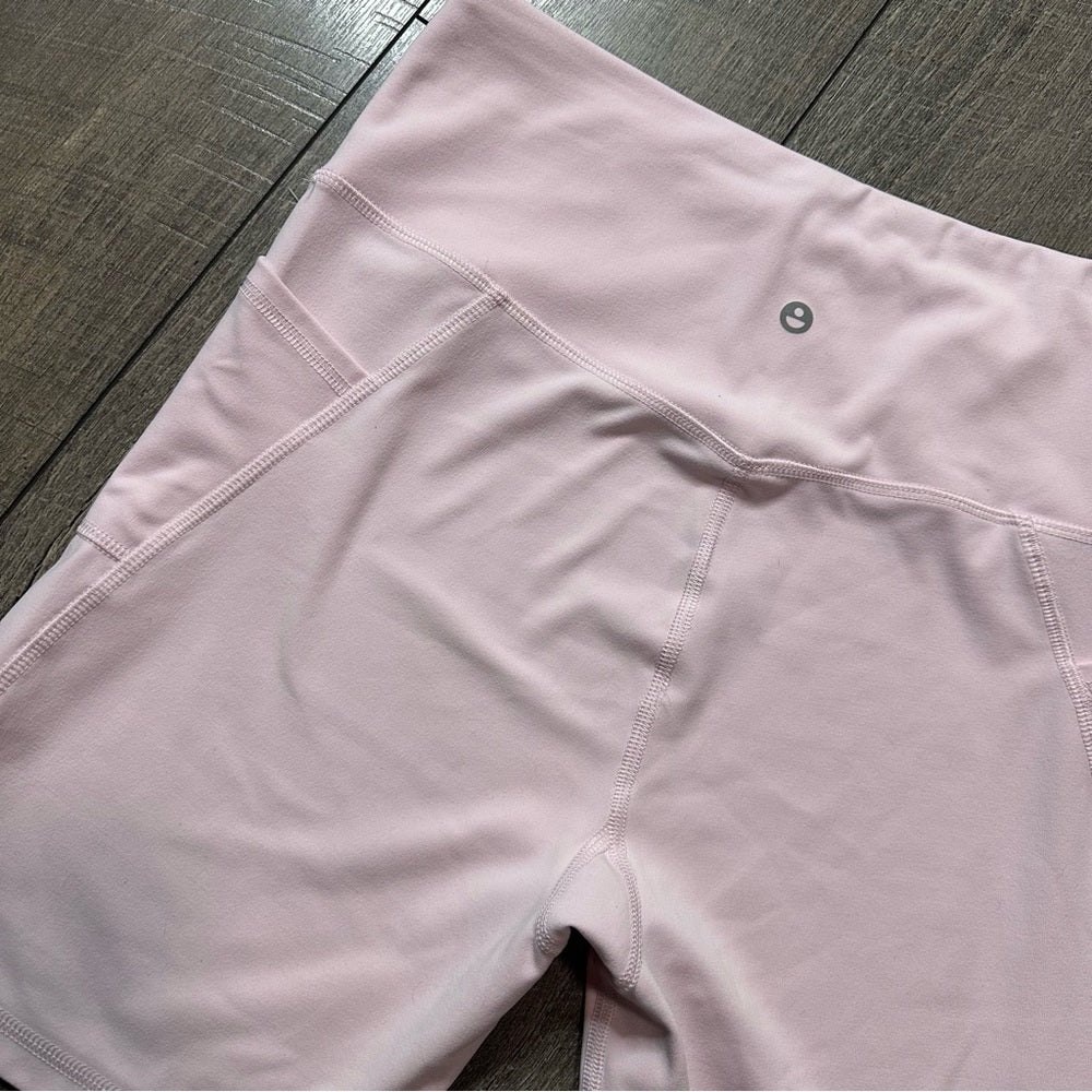 Standing Tree Biker Shorts