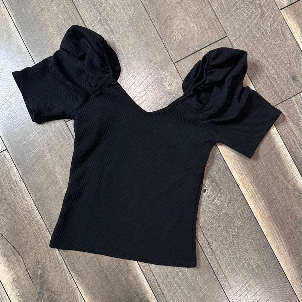 Joe & Elle Puff Shoulder Short Sleeve Top