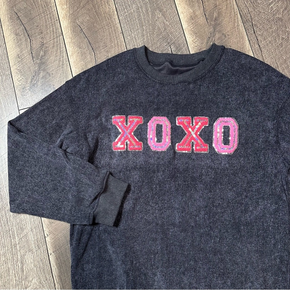 Boutique XOXO Crewneck