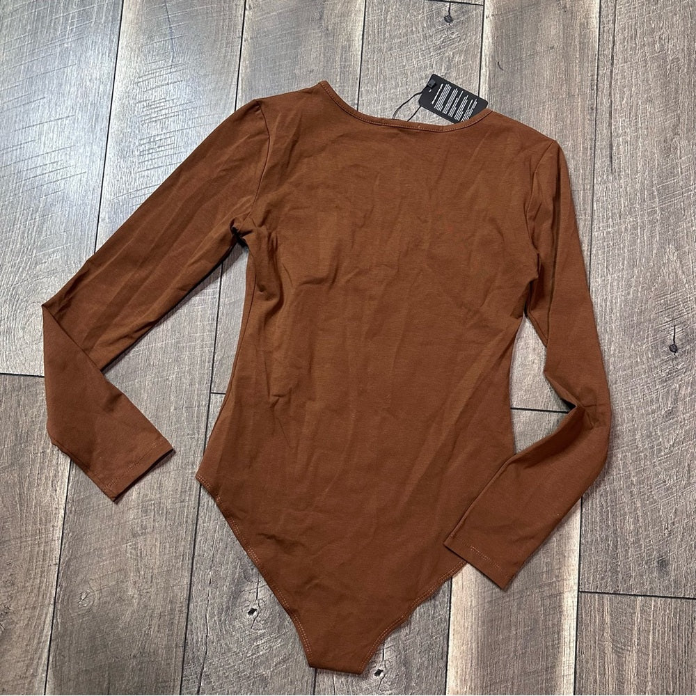 Mangdiup Brown V Neck Long Sleeve Bodysuit