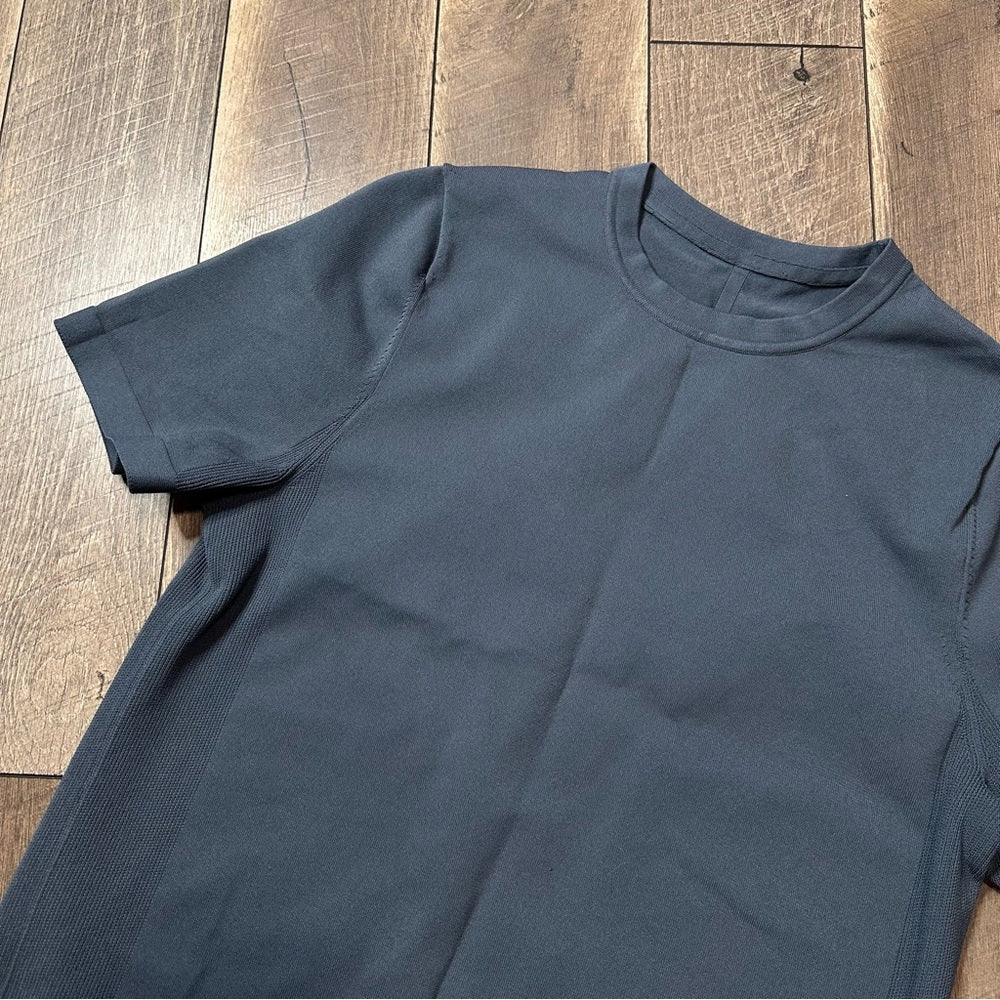 Lululemon Crewneck Short Sleeve *Thick Material*