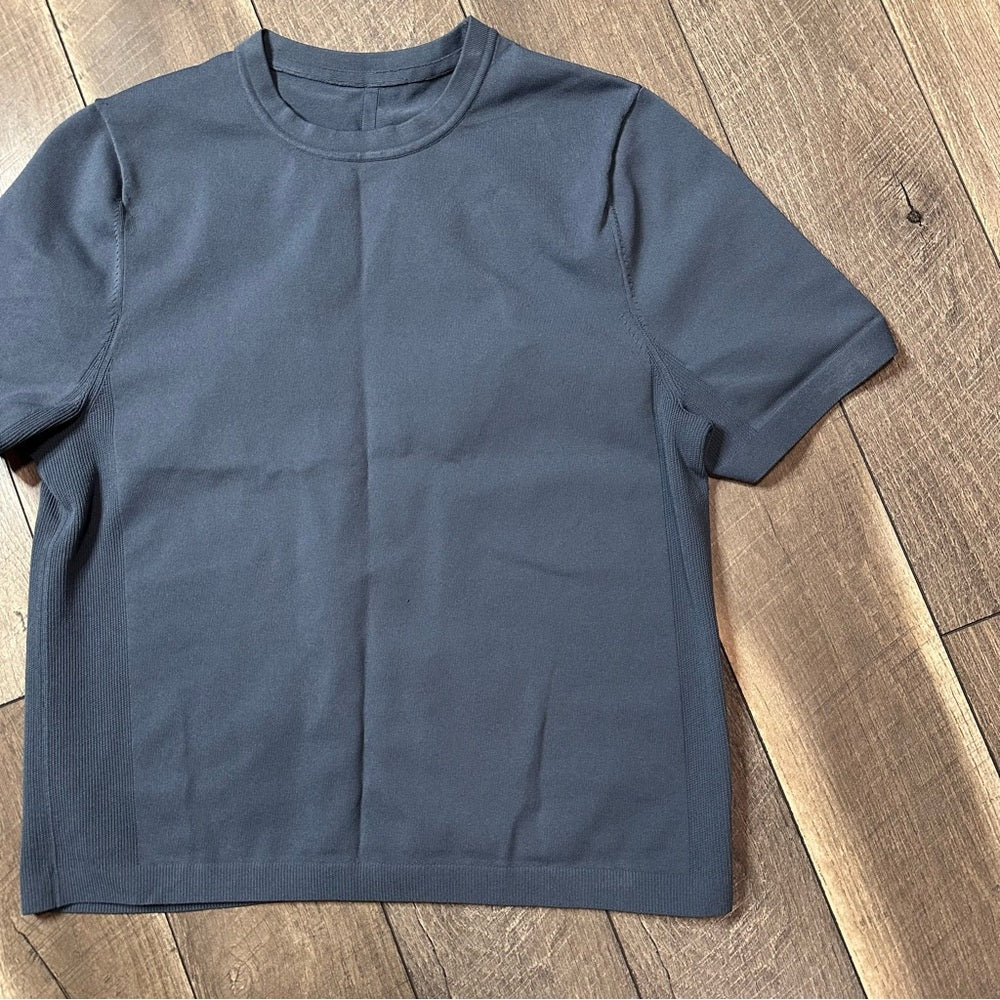 Lululemon Crewneck Short Sleeve *Thick Material*