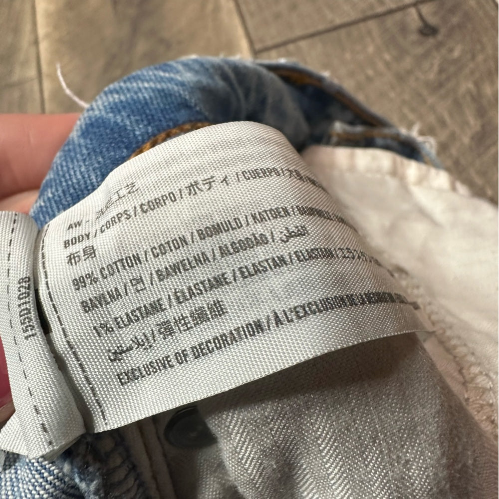 Abercrombie & Fitch Ankle Straight Leg Jeans