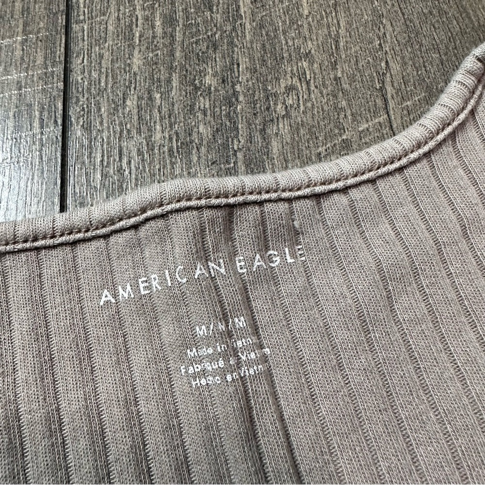 American Eagle Stretchy Crop Tank