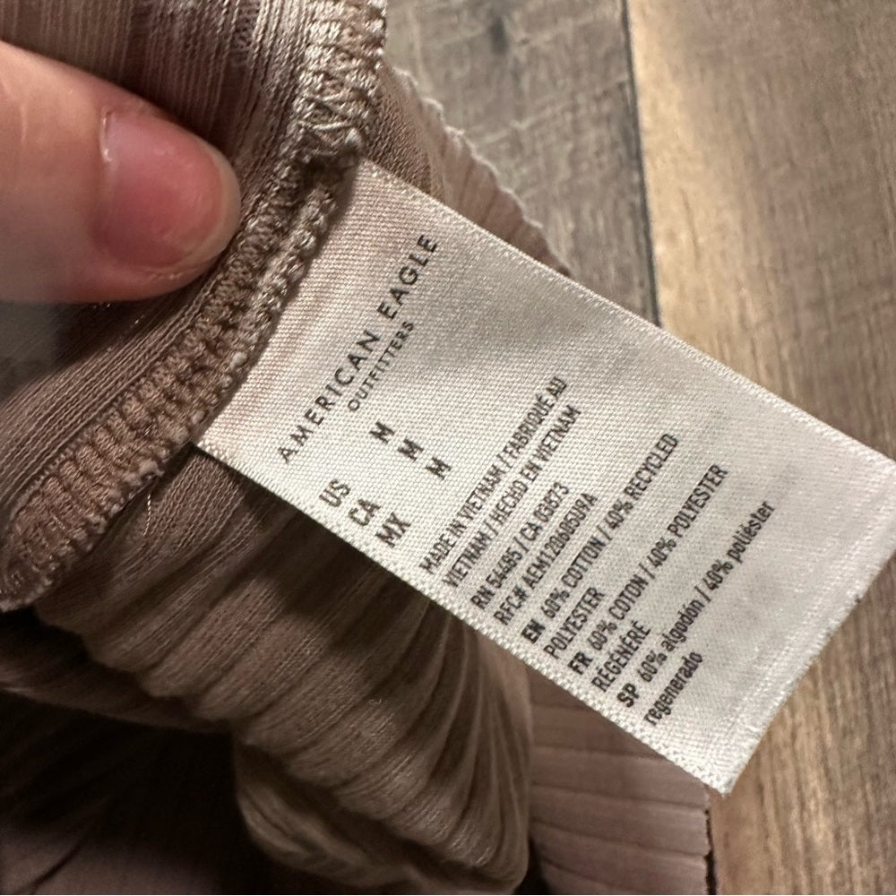 American Eagle Stretchy Crop Tank