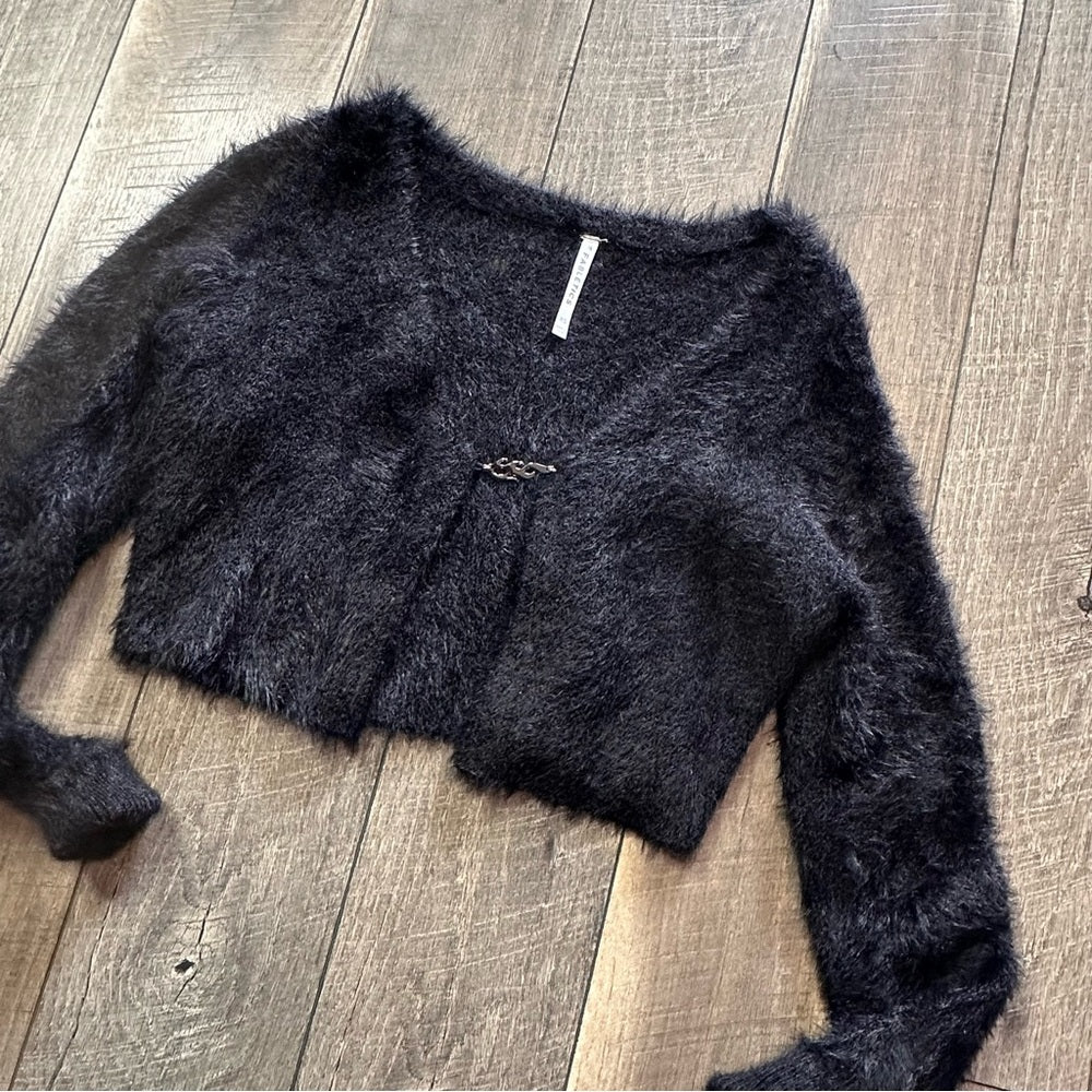 Fabletics Fuzzy Crop Sweater