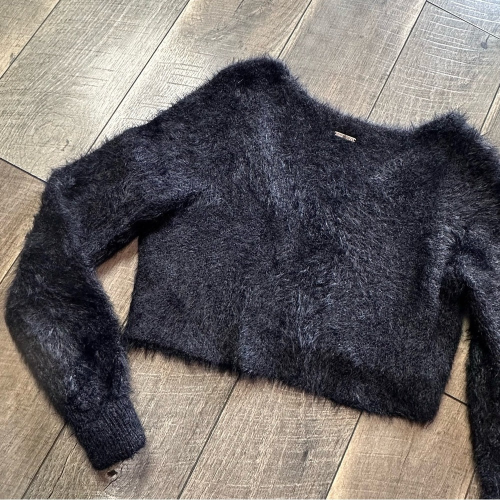 Fabletics Fuzzy Crop Sweater