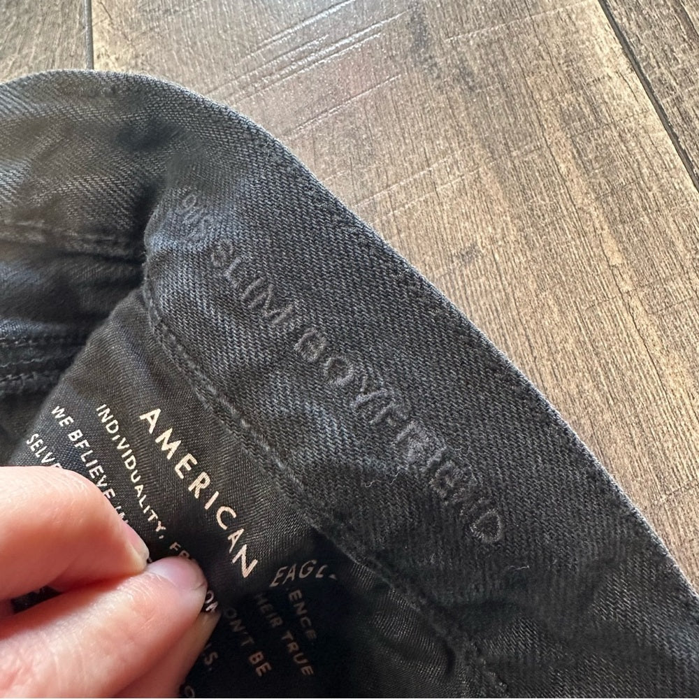 American Eagle 90’s Slim Boyfriend Fit Jeans