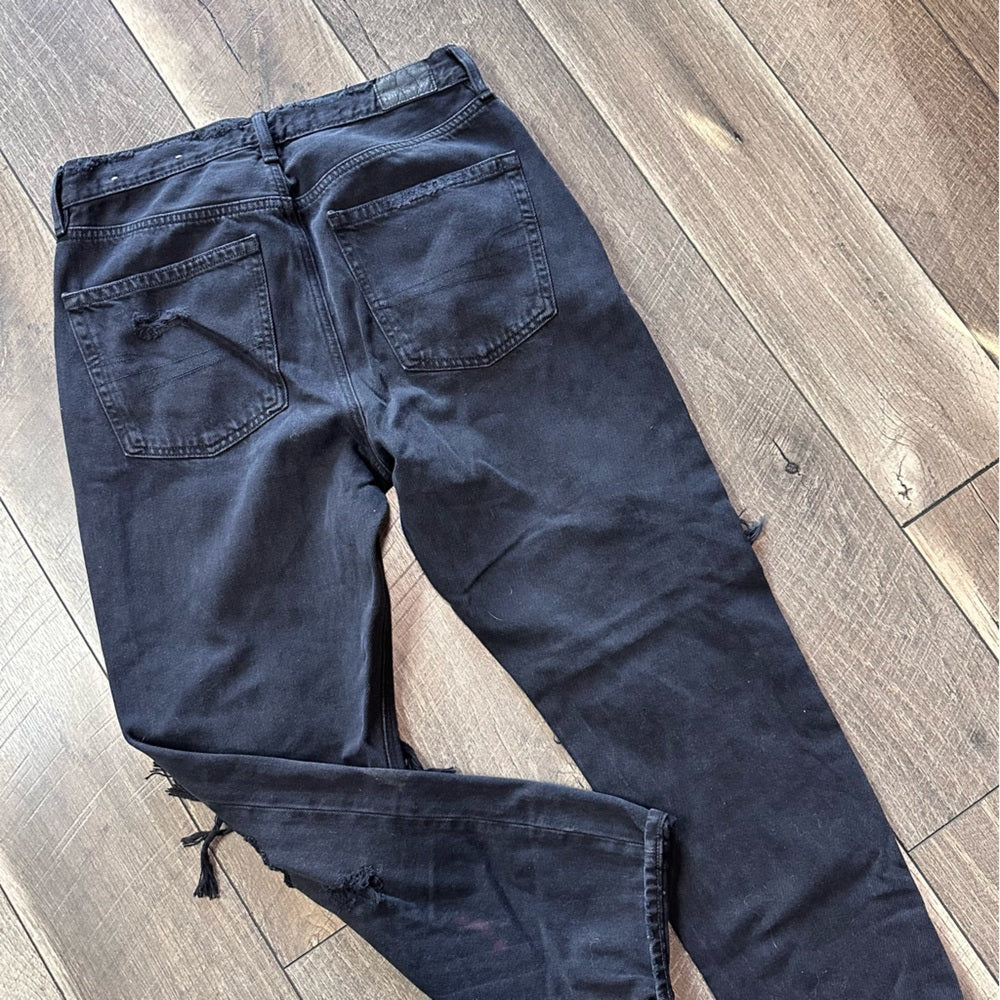 American Eagle 90’s Slim Boyfriend Fit Jeans