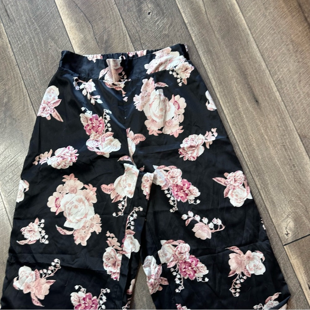 Charlotte Russe Floral Wide Leg Pants
