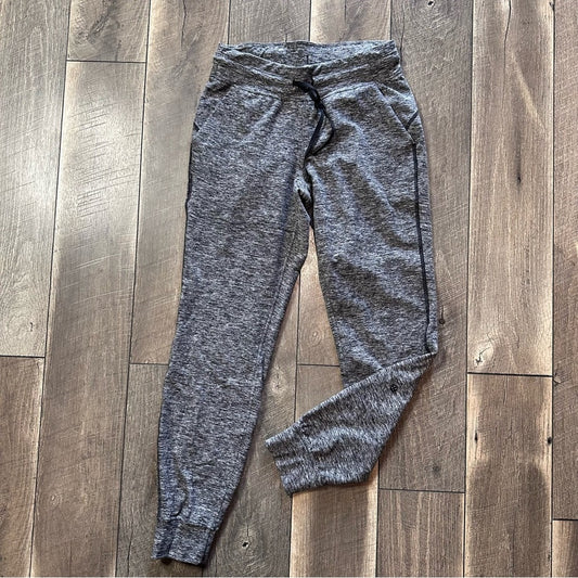 Lululemon Ready to Rulu Fleece Jogger 
Heathered Black