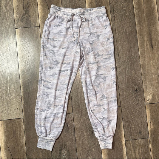 Love by Gap Camo Buttery Soft Joggers