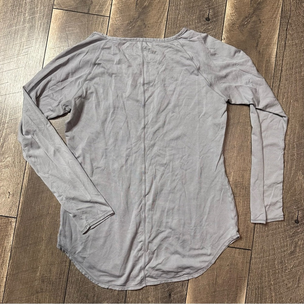 Athleta Long Sleeve Top