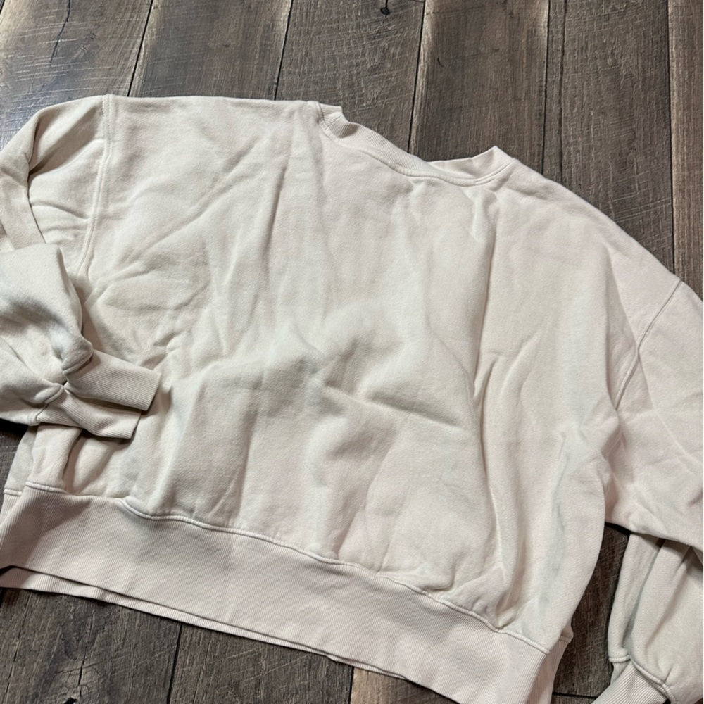 Old Navy Cream Crop Crewneck