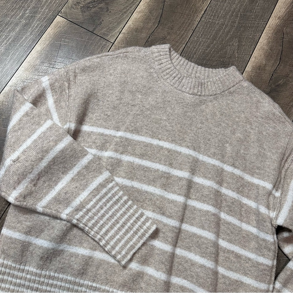 American Eagle Cozy Sweater
