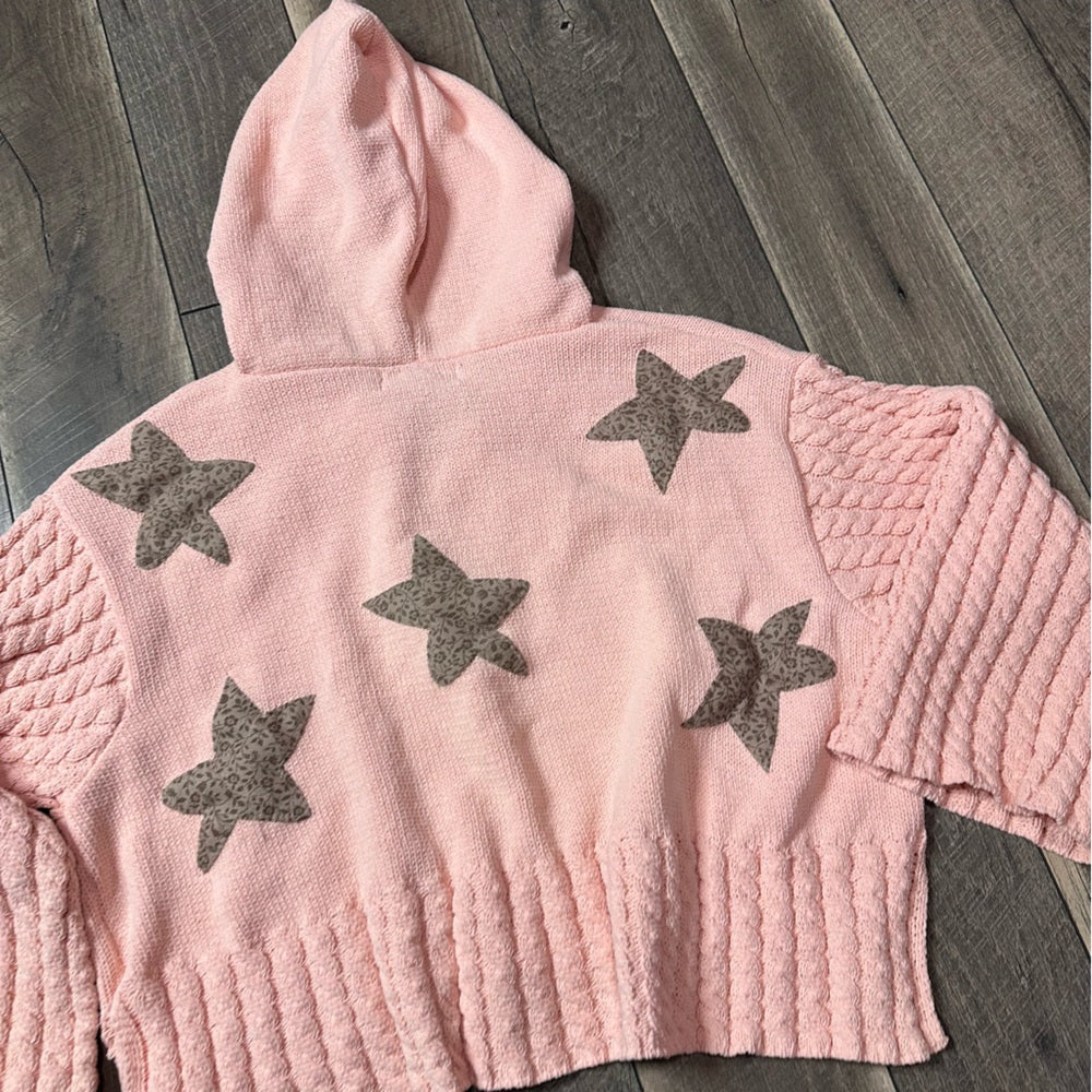 Everyday Chic Oversized Chunky Knit Star Embroidered Sweater