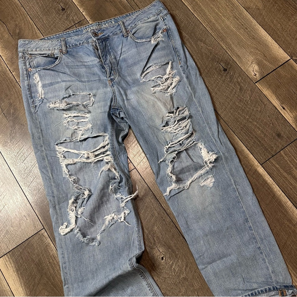 American Eagle Tomgirl Jeans
