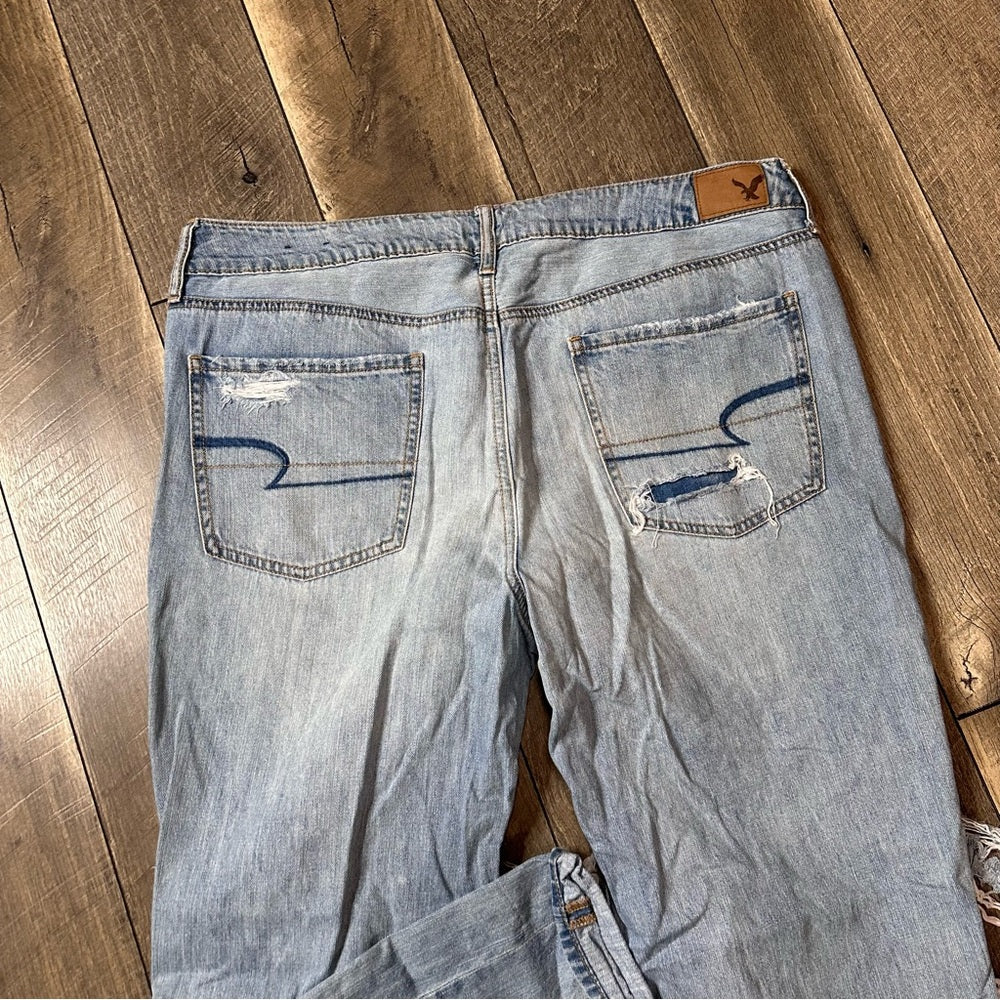 American Eagle Tomgirl Jeans