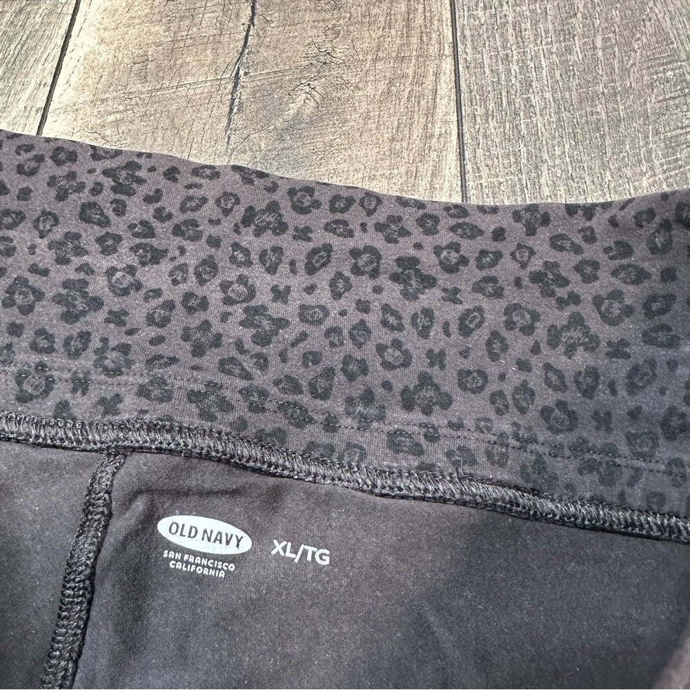 Old Navy Leopard Leggings