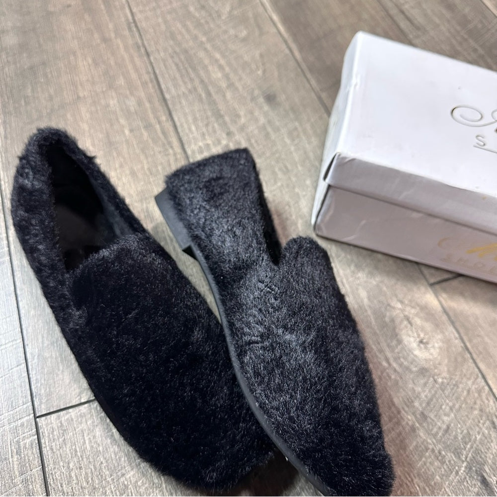 ACata Fuzzy Black Slide On Shoes